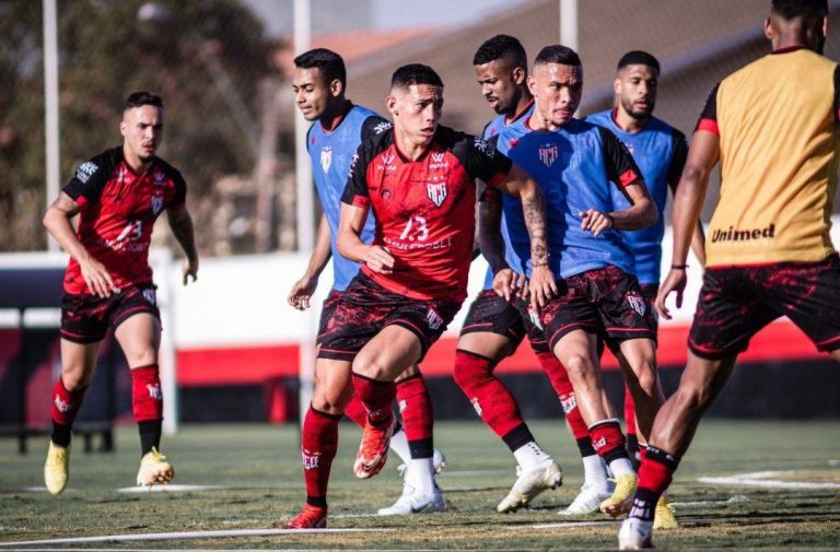 Atlético-GO prepara mudanças para jogo decisivo contra o Coritiba