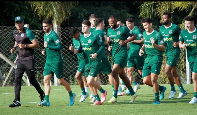 Goiás poderá repetir escalação pela terceira rodada seguida, diante o Flamengo