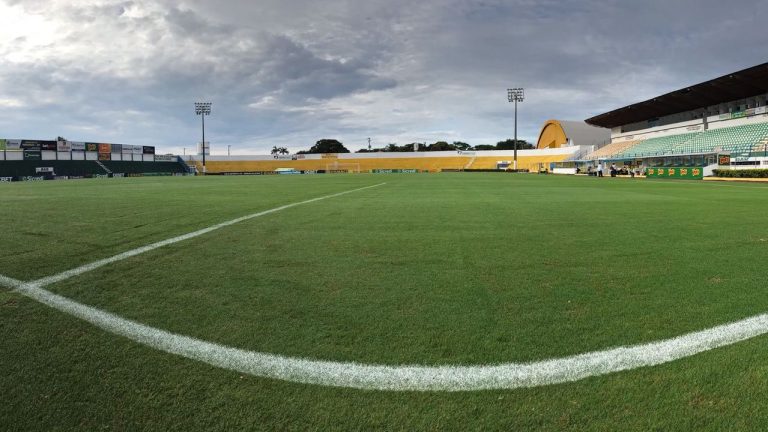 Em jogo histórico, Aparecidense encara o Mirassol e tenta conquistar uma vaga na Série B 2023