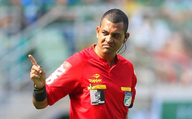 Veja quem apita em Vila Nova x CRB, pela 31° rodada da Série B do Brasileiro