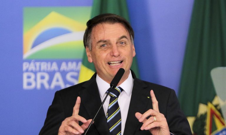 Com quase 45%, presidente Bolsonaro lidera pesquisa em Goiás