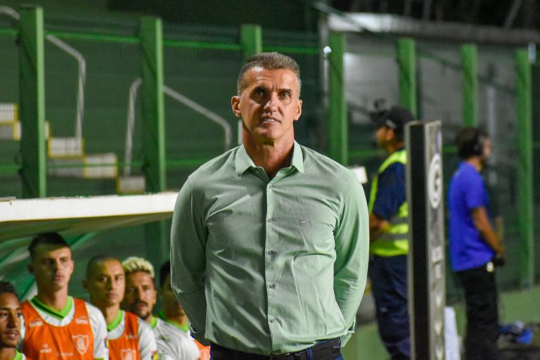 Mancini revela sondagens de clubes goianos