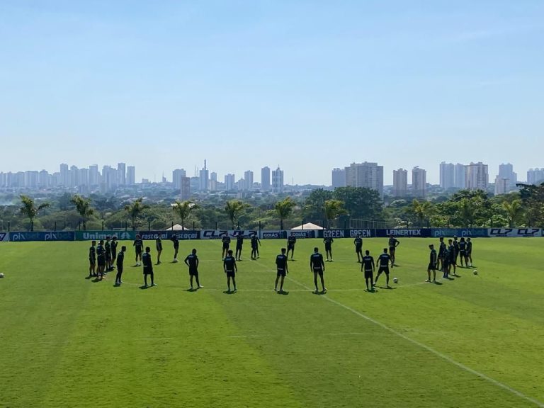 Goiás terá três desfalques contra o Corinthians