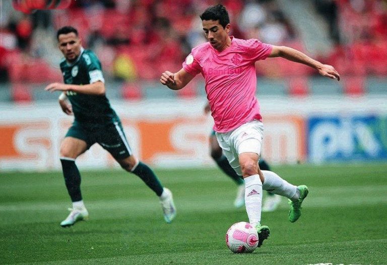 Em jogo pegado, Goiás luta, mas acaba sendo derrotado pelo Internacional no Beira Rio