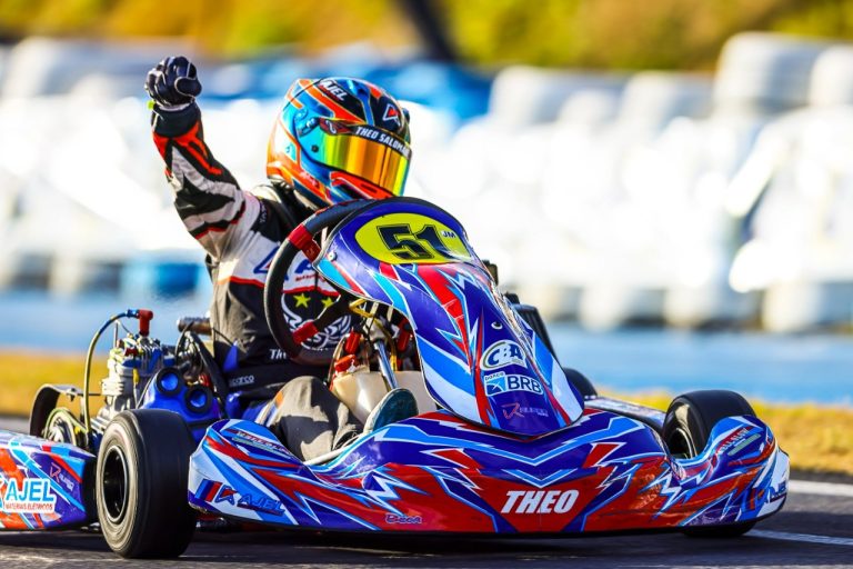Theo Salomão é campeão brasileiro da Júnior Menor e cria fato inédito nas categorias de base do kartismo nacional