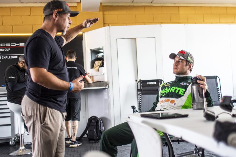 Felipe Drugovich e Pedro Clerot são campeões na F2 e na F4 Brasil usando método de meditação guiada desenvolvido por especialista