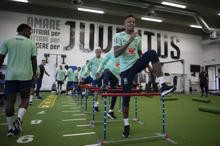 Brasil é a “Seleção mais cansada” dentre as 32 equipes que vão disputar a Copa do Mundo, aponta Fifpro