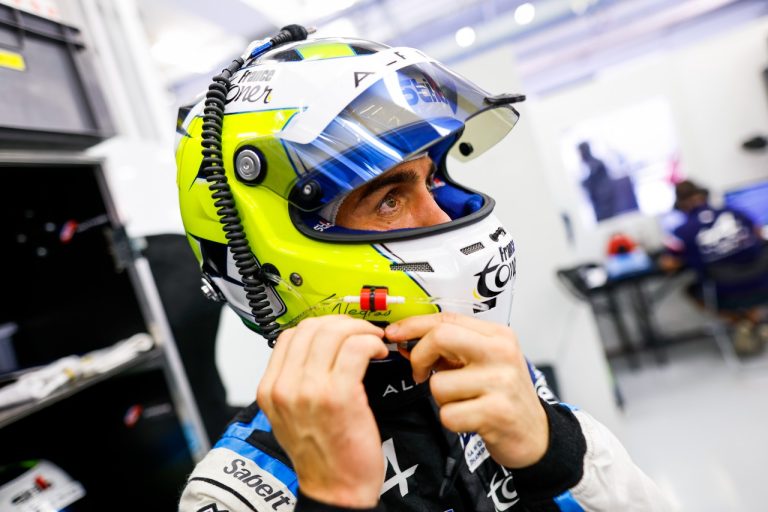 Brasileiro André Negrão é vice-campeão mundial de Endurance da FIA