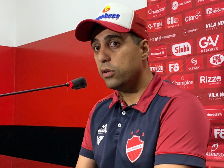 Vila Nova confirma nove contratações e 18 saídas