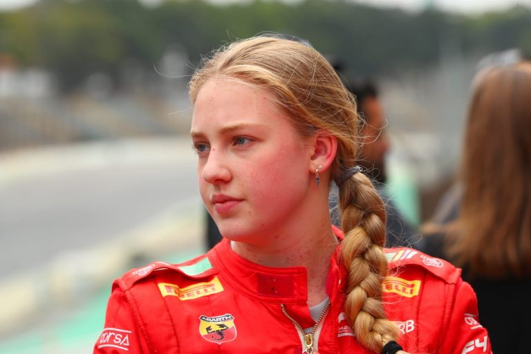 Aurelia Nobels vence a seletiva do FIA Girls on Track – Rising Stars e ganha vaga na Academia da Ferrari