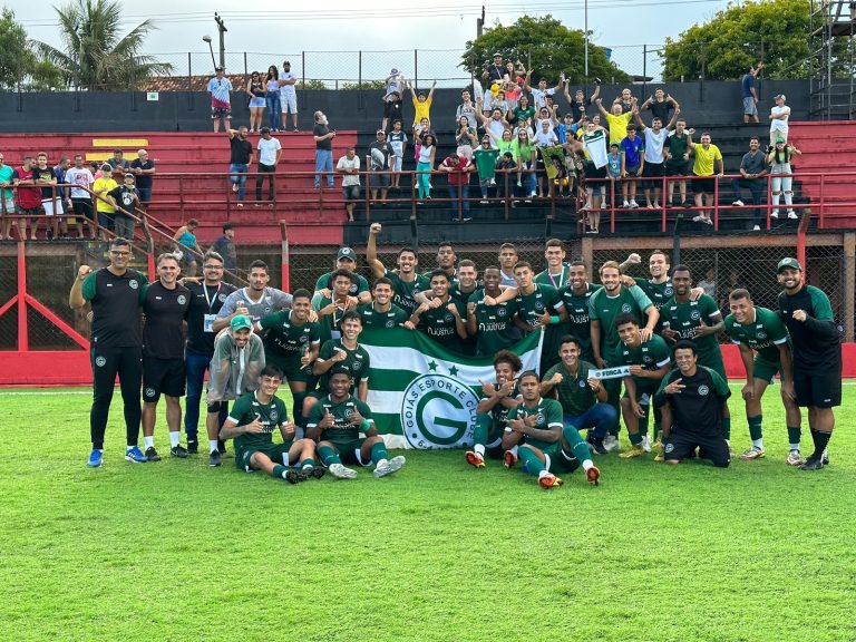 Goiás goleia o Novorizontino e conquista vaga nas quartas de final da Copinha