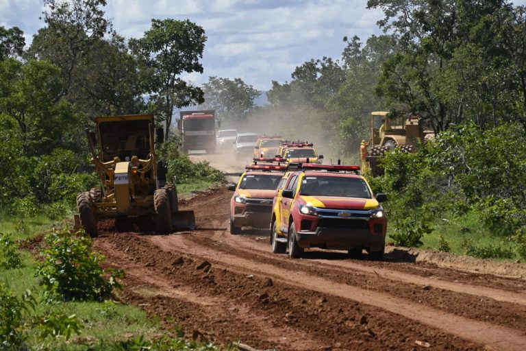 Após fortes chuvas, governo executa ações emergenciais em Cavalcante