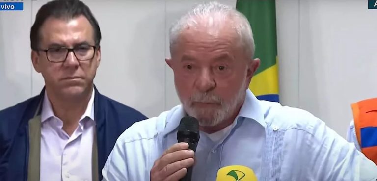 Devido à pneumonia, Lula adia viagem à China