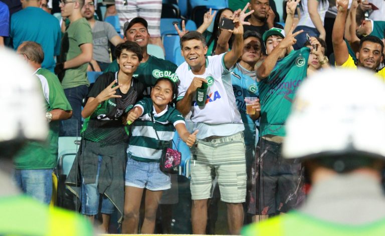 Goiás inicia venda antecipada de ingressos para partida contra o Anápolis