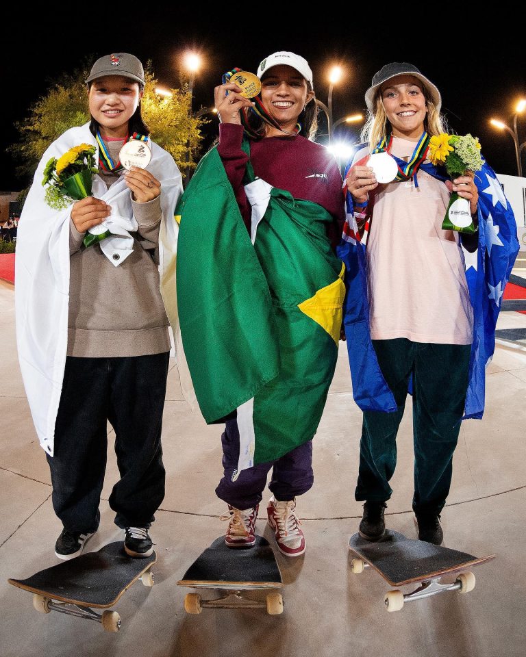 Rayssa Leal é campeã mundial de skate street