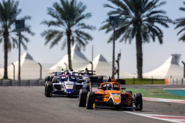 Pedro Clerot fecha estreia na F4 UAE com quarto lugar e mira novas conquistas na Espanha