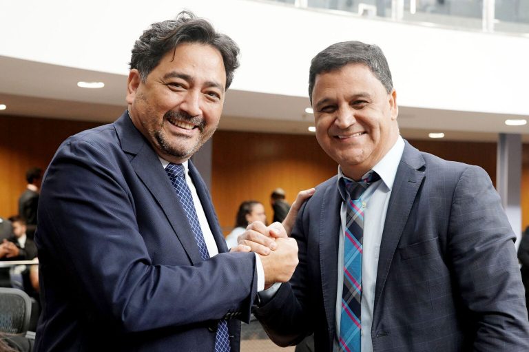 Wilde Cambão e Talles Barreto na Alego