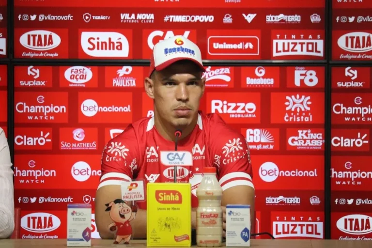 Vila Nova deve ter no mínimo três mudanças para o jogo contra a Aparecidense