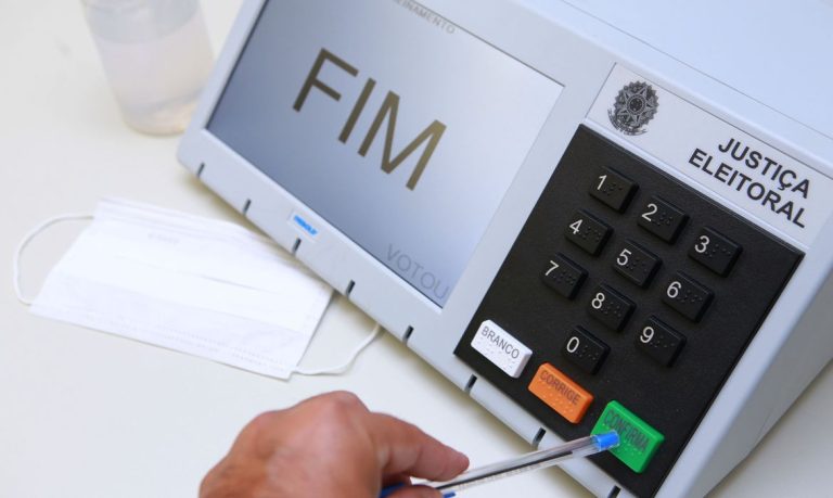 Eleitores de Iaciara votam de novo para prefeito neste domingo