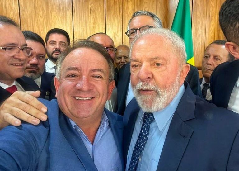 Com presidente Lula, Vilmar Mariano participa de lançamento do Mãos à Obra e anúncio de reajuste na merenda escolar