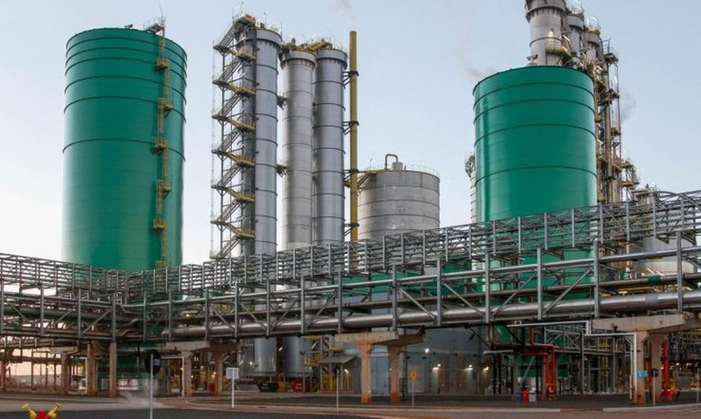 Preços de produtos na saída das fábricas recuam em fevereiro