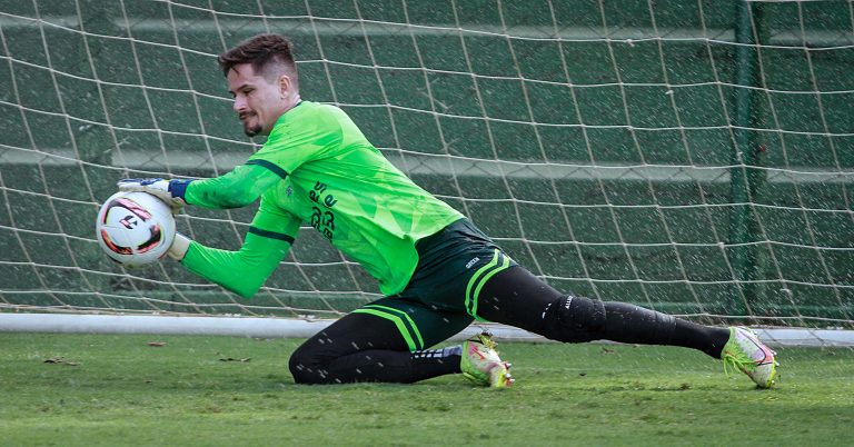 Vice-campeão goiano, Goiás é o clube com mais jogadores na Seleção do Goianão 2023