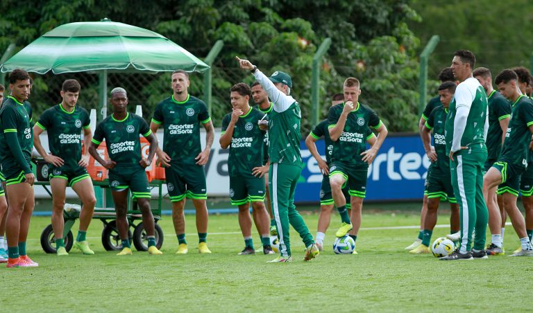 Com desfalques, Goiás estreia na Série A contra o Athletico-PR; confira a provável escalação