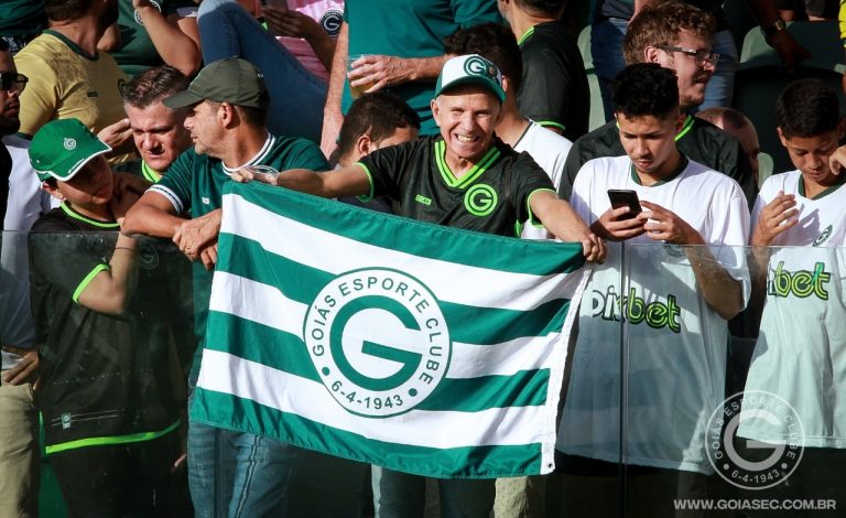 Brasileirão| Goiás inicia venda de ingressos para jogo contra o Corinthians