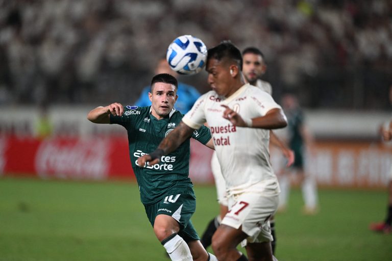 No apagar das luzes, Goiás sofre empate do Universitario e se complica na Sul-Americana