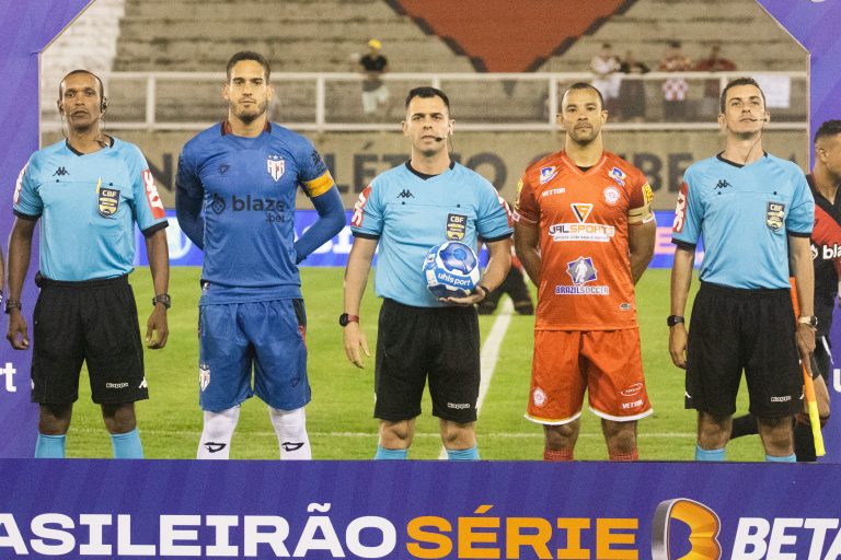 Atlético-GO cede empate ao Tombense e segue sem vencer fora de casa pela Série B