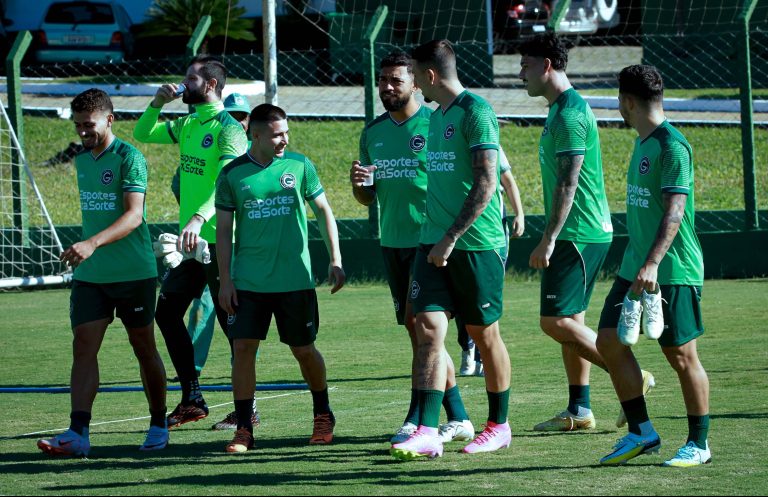 Goiás se reapresenta e inicia preparação para a final da Copa Verde 