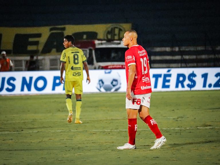 Em jogo truncado, Vila Nova empata com o Mirassol e permanece no G-4