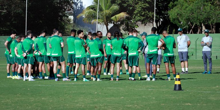 Com desfalque e dúvidas na escalação, Goiás encerra preparação para jogo contra o São Paulo 