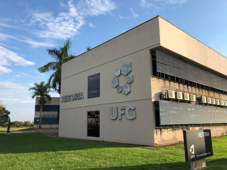 UFG recebe estudantes para Espaço das Profissões 2023