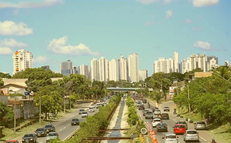 Tempo: Frio pela manhã e calor à tarde na segunda-feira em Goiás