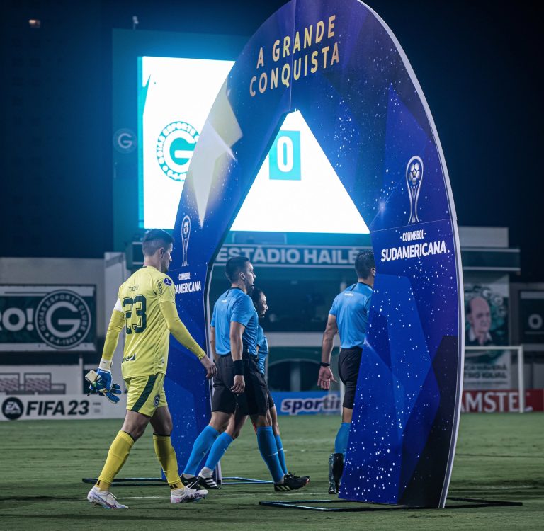 Em busca da classificação, Goiás recebe o lanterna Gimnasia pela Copa Sul-Americana