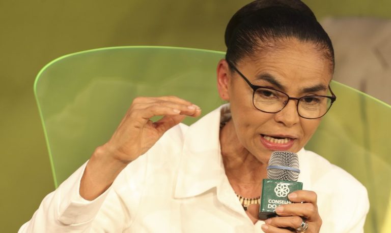 Ministra Marina Silva recebe homenagem na Alego