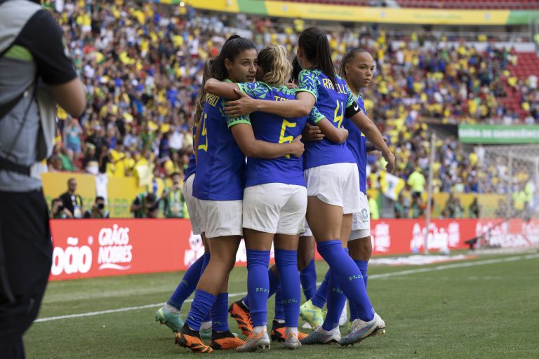 Prefeitura de Goiânia altera expediente em dias de jogos da Seleção Brasileira de Futebol Feminino na Copa do Mundo