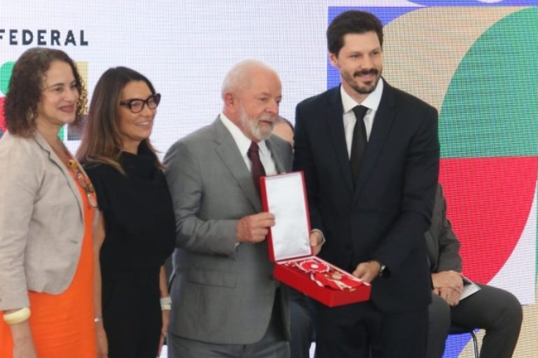 Daniel Vilela recebe Ordem Nacional do Mérito Científico em Brasília