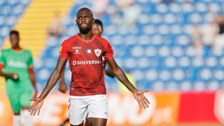 Goiás acerta a contratação de mais dois reforços para a sequência da temporada