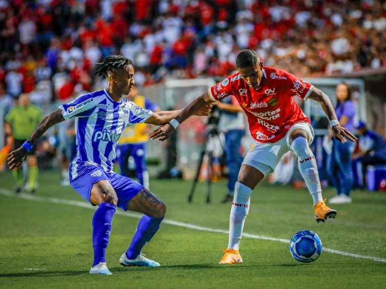 Vila Nova empata no OBA e deixa zona de classificação para a Série A