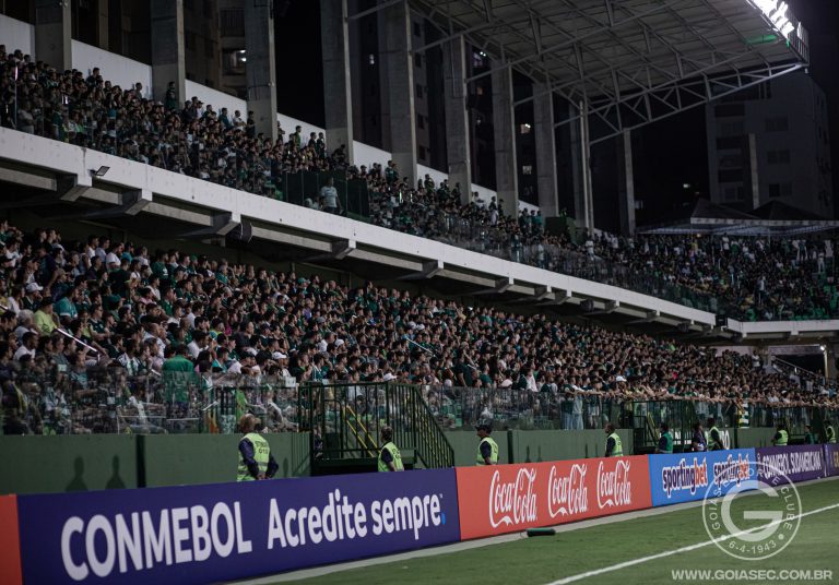 Goiás inicia venda de ingressos para o jogo contra o Internacional