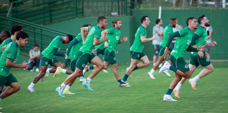 Com retornos e desfalques, Goiás visita o Botafogo na próxima segunda-feira (02)