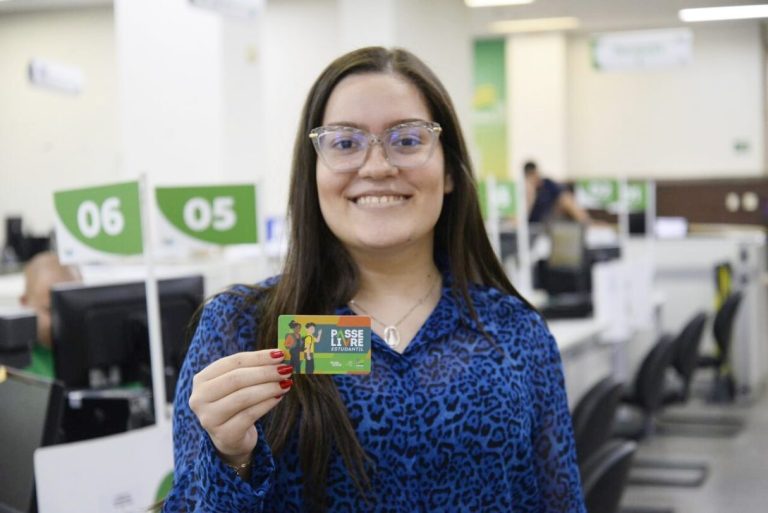 Cadastramento e recadastramento do Passe Livre Estudantil terminam neste sábado (30)