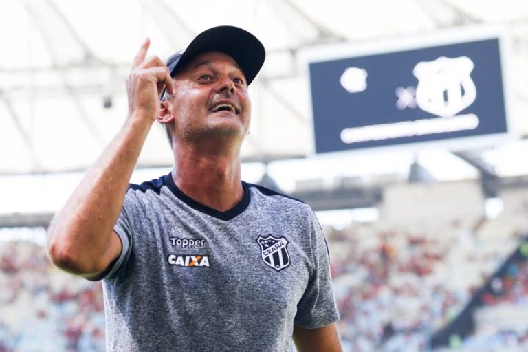 Vila Nova confirma a contratação do técnico Lisca como última cartada pelo acesso