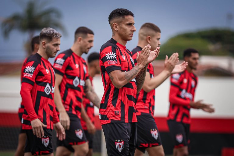 Bruno Tubarão batendo palma em 2023