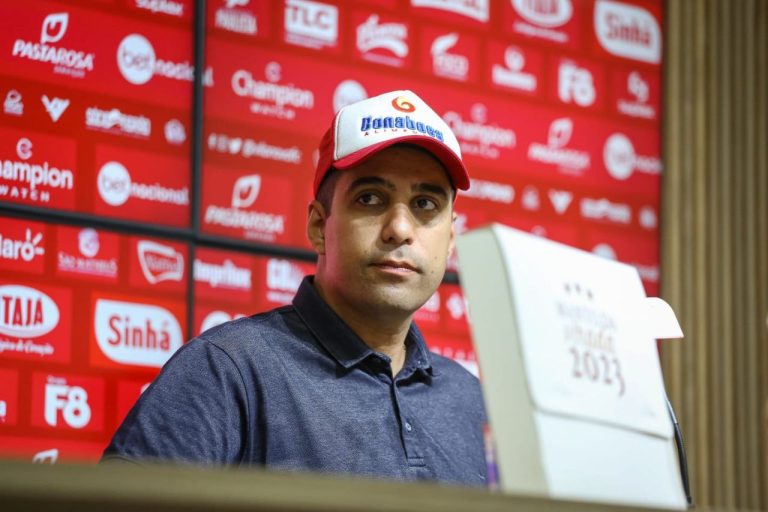 Hugo Jorge Bravo deixa em aberto sua permanência no clube ”Ainda não tomei decisão”