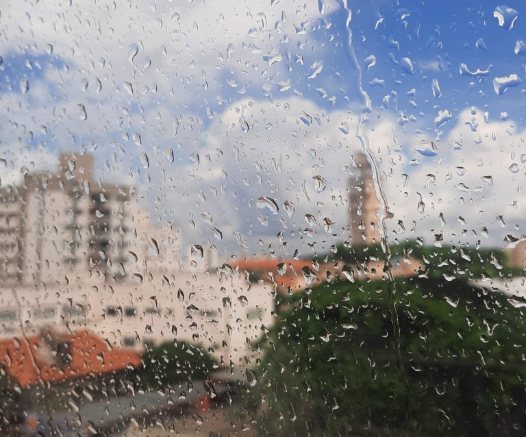 Cimehgo prevê chuvas isoladas e calor para Goiânia nesta semana