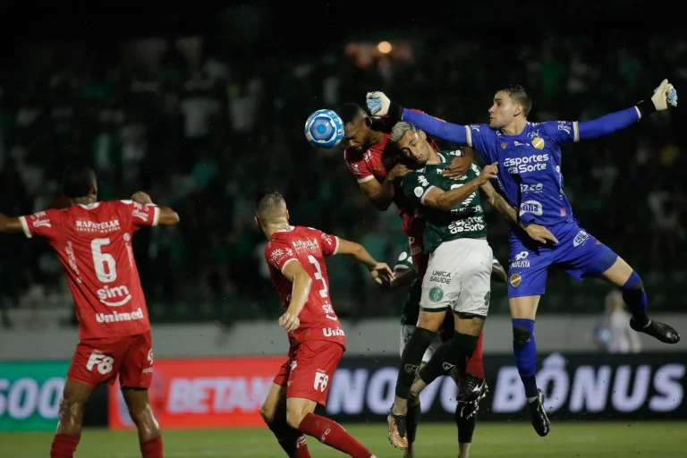 Vila Nova cede empate no fim e vê chances de acesso ficarem remotas