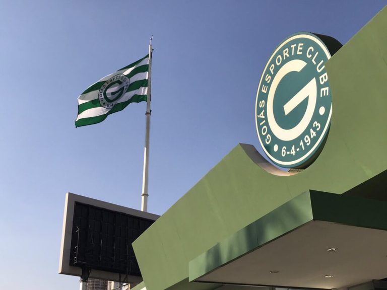 Após duas votações, novo estatuto do Goiás é aprovado